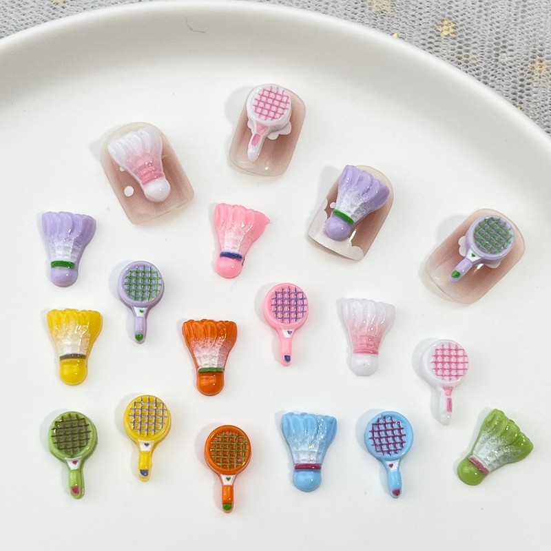 20 pz. Mini Ciondoli 3D a Form - Badminton Minion recensione e prezzo
